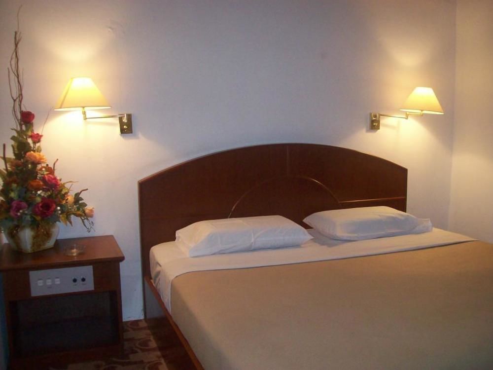 D Valley Hotel Kuala Lipis Exterior foto